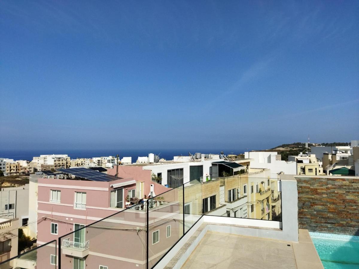 Duplex Penthouse With Swimming Pool *